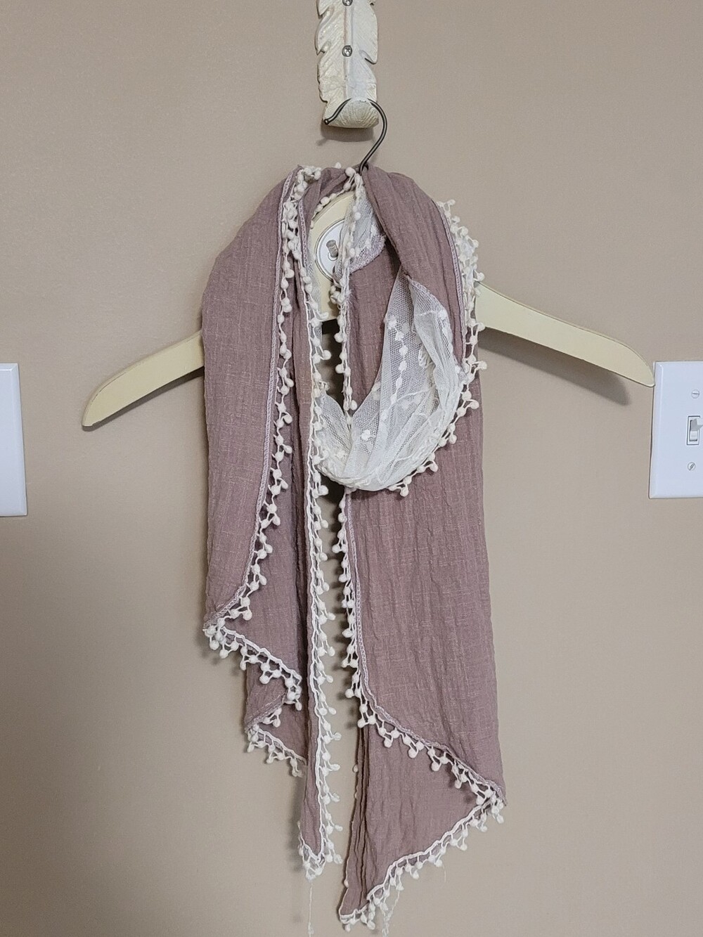 💜2 for $10💜 Bundle and save Scarf with White Lace Trim